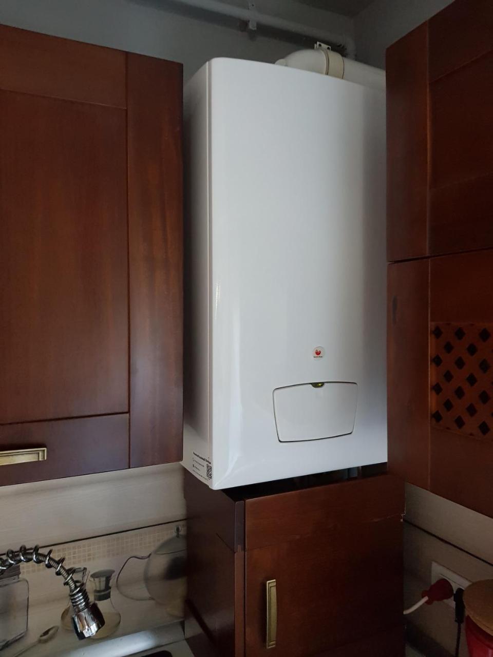 Apartament Kalinderu K2 בוסטאני מראה חיצוני תמונה